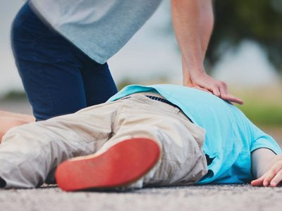 La reanimación cardiopulmonar en colegios